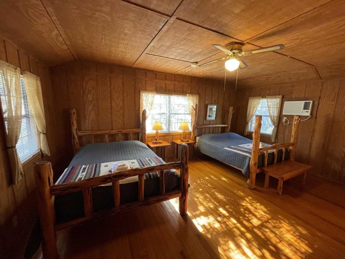 Bed and Breakfast West 1077 Guest Ranch - Retreat Tarpley Exterior foto